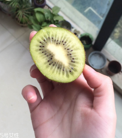 綠心獼猴桃怎么催熟？綠心獼猴桃的催熟方法