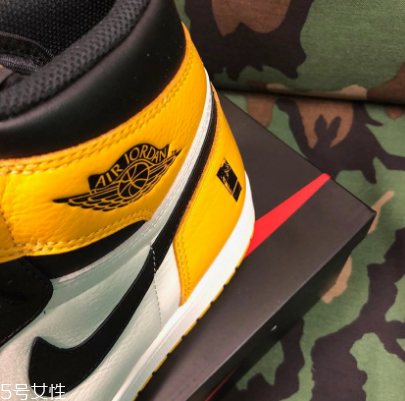 aj1黑黃腳趾會發(fā)售嗎？aj1黑黃腳趾實(shí)物曝光