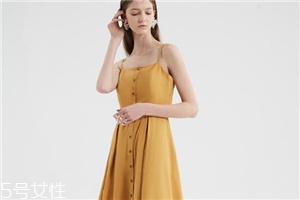 微胖穿什么連衣裙好看？微胖女生適合穿什么連衣裙？