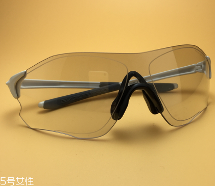 oakley眼鏡怎么樣？歐克利眼鏡好嗎？