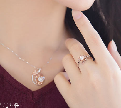 金大福和老鳳祥哪個(gè)好？金大福和老鳳祥品牌對比