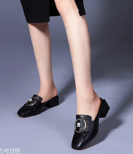 什么樣的拖鞋百搭？最百搭拖鞋款式推薦