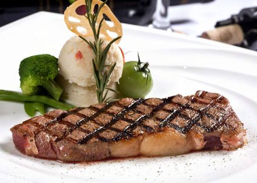 西冷牛排推薦幾分熟？西冷牛排幾分熟好吃？