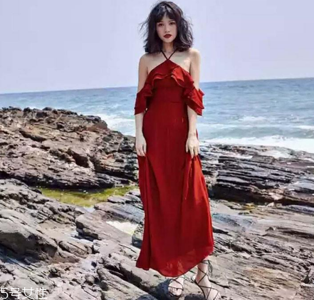 胸大適合什么連衣裙？胸大穿什么連衣裙好看？