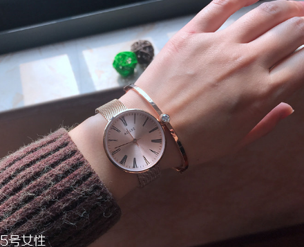 adexe手表多少錢(qián)？adexe手表正品價(jià)格