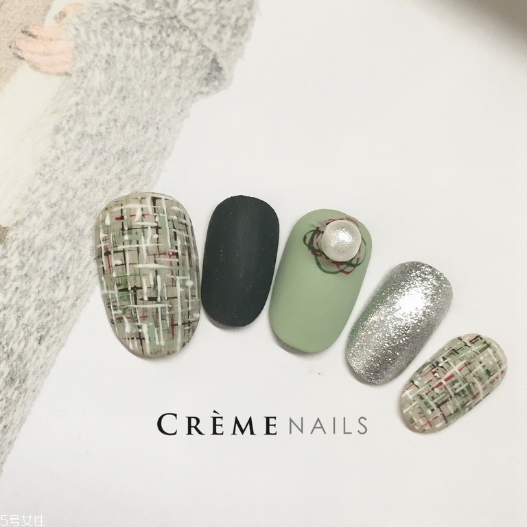 霧面美甲是什么樣的 霧面美甲2018最新款樣式圖 霧面美甲是什么樣的 霧面美甲2018最新款樣式圖