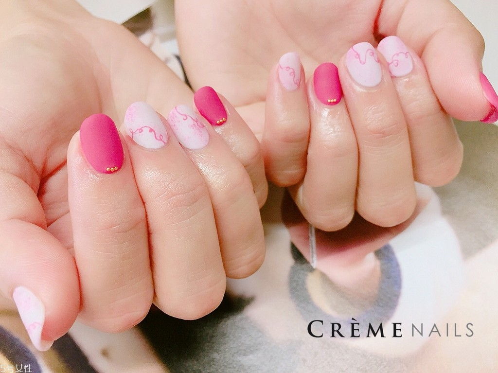 霧面美甲是什么樣的 霧面美甲2018最新款樣式圖 霧面美甲是什么樣的 霧面美甲2018最新款樣式圖