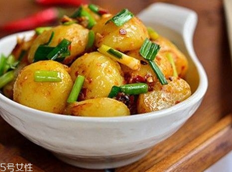 土豆不能和什么一起吃？土豆和黑木耳可以一起吃嗎？