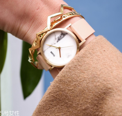 cluse手表怎么調(diào)時(shí)間？cluse手表調(diào)節(jié)時(shí)間方法