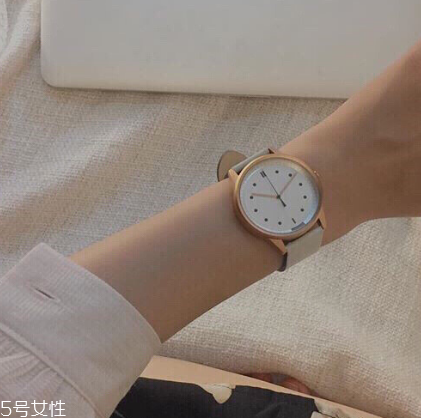 手表和手鐲能一起帶嗎？手表和手鐲怎么同時(shí)帶？