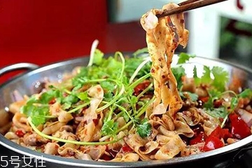 雞肝能在微波爐加熱嗎？雞肝在微波爐加熱會(huì)爆炸嗎？