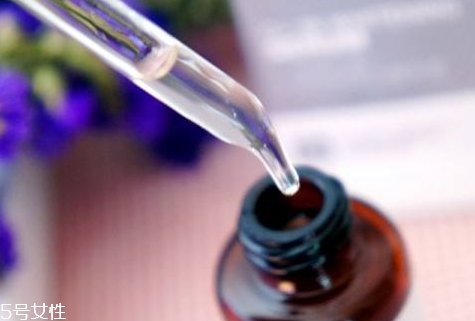 精華液去皺紋嗎？皺紋可以用精華液去除嗎？