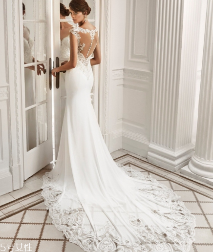 婚紗是男方買還是女方買？婚紗應(yīng)該哪一方買？