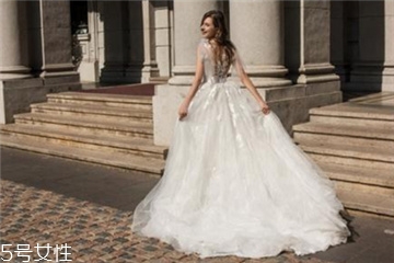 婚紗裙撐怎么折疊？婚紗裙撐怎么收起來？