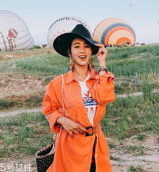 長(zhǎng)臉適合什么草帽 長(zhǎng)臉戴什么草帽好看 長(zhǎng)臉適合什么草帽 長(zhǎng)臉戴什么草帽好看