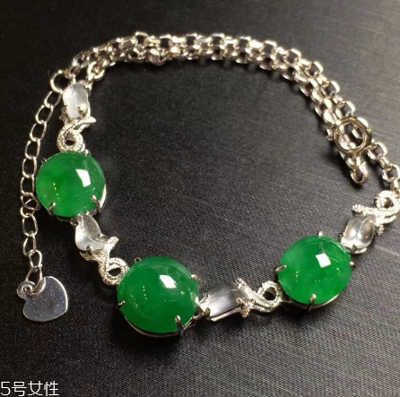翡翠手鏈多少錢？翡翠手鏈正品價格