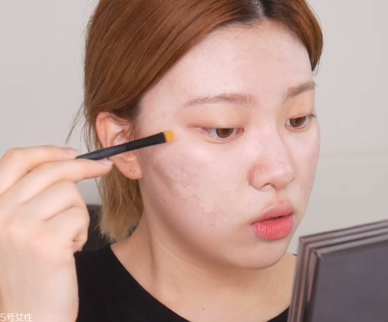 大面積痘印怎么遮瑕 大面積痘印底妝遮瑕教程 大面積痘印怎么遮瑕 大面積痘印底妝遮瑕教程