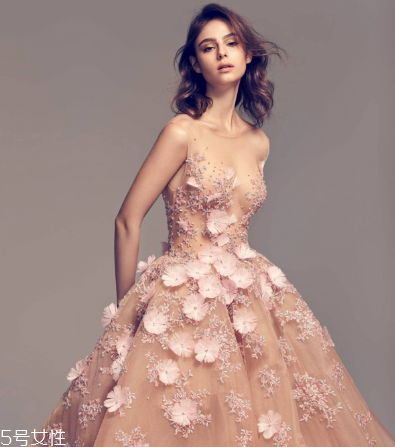 婚紗放在哪里好？婚紗存放方法