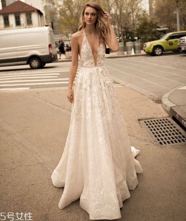 婚紗分大小號(hào)嗎？婚紗有大小之分嗎？