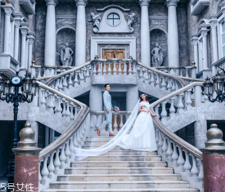 婚紗定金可以退嗎？婚紗定了還能退嗎？