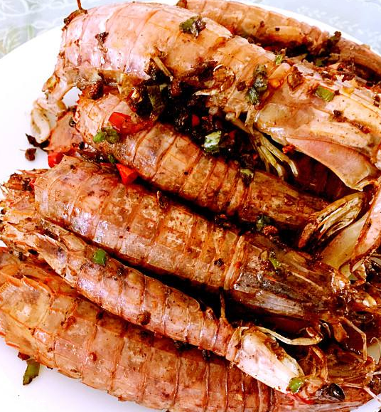 皮皮蝦能和牛肉一起吃嗎？皮皮蝦能和牛肉同吃嗎？