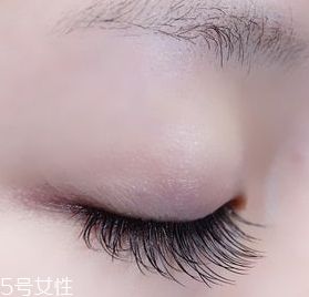 接睫毛后怎么卸眼線 接睫毛后能用卸妝油嗎 接睫毛后怎么卸眼線 接睫毛后能用卸妝油嗎