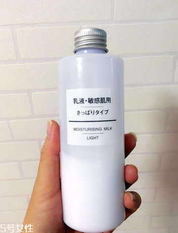 乳液是鎖水的嗎？乳液能鎖住水分嗎？