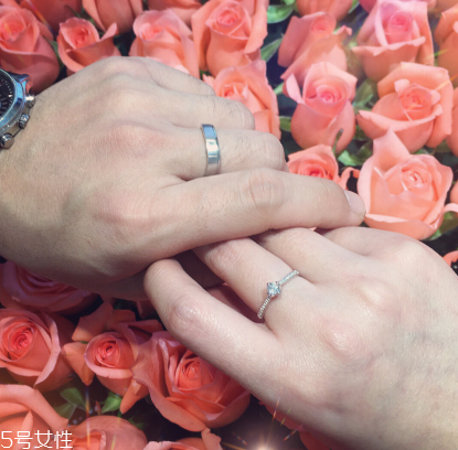 婚戒一般什么時候買？婚戒提前多長時間買？