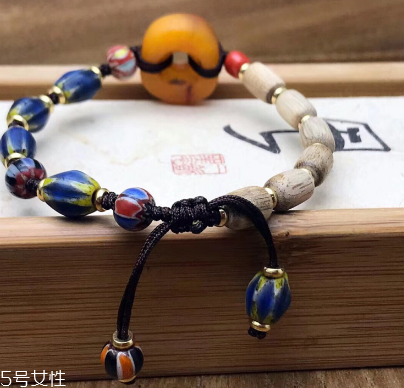 沉香手串是什么味道？沉香手串正品味道是什么樣的？