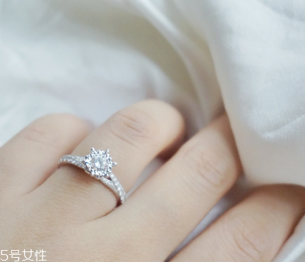 鉆戒是750好還是950好？鉆戒買750還是950好？