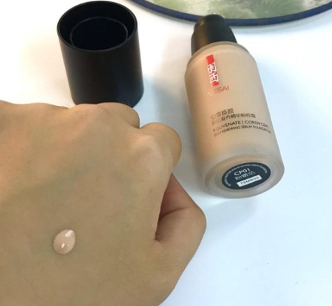 羽西粉底液干不干？羽西粉底液暗沉嗎