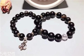 黑曜石手鏈怎么看真假？黑曜石手鏈真假鑒定