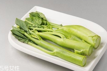芥蘭能炒牛肉嗎？芥蘭炒牛肉的做法