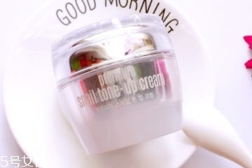 素顏霜是彩妝嗎？素顏霜屬于彩妝嗎？