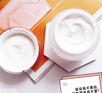 素顏霜是彩妝嗎？素顏霜屬于彩妝嗎？