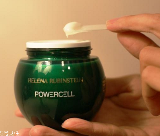 hr赫蓮娜綠寶瓶輕乳霜和cpb煥潤新生晚霜哪個(gè)好
