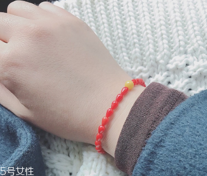 紅珊瑚手鏈多少錢(qián)？紅珊瑚手鏈?zhǔn)袌?chǎng)價(jià)格