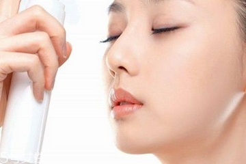 化妝水是保濕水嗎？化妝水是保濕用的嗎？