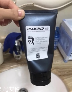 定型啫喱膏怎么用？三步打造完美發(fā)型