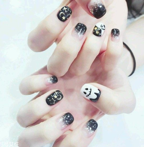q版萬圣節(jié)美甲怎么做？q版萬圣節(jié)美甲教程