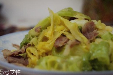 牛心菜和牛有關(guān)系嗎？牛心菜和牛沒有關(guān)系