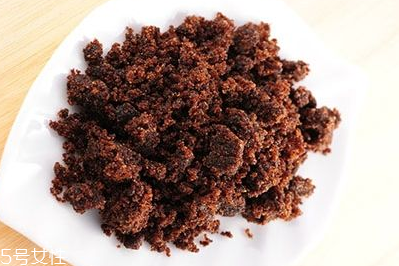 紅糖面膜用什么紅糖最好？用紅糖怎么敷臉美白？