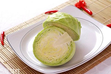 牛心菜可以做沙拉嗎？牛心菜怎么做沙拉？