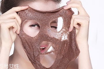 海藻面膜用什么水調(diào)最好？海藻面膜和什么調(diào)最好？