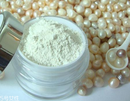 珍珠粉可以洗澡嗎？珍珠粉洗澡能去雞皮嗎？