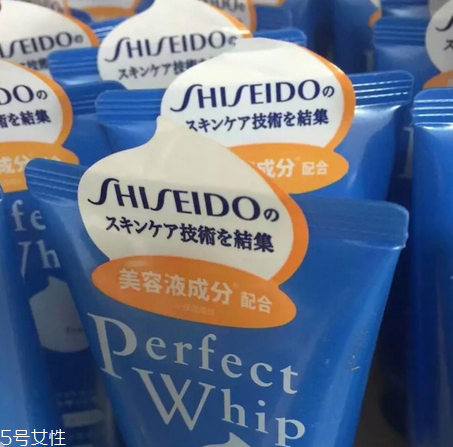 皂基洗面奶是堿性的嗎？皂基洗面奶是堿性還是酸性？