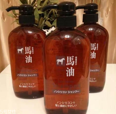 馬油洗發(fā)水防脫發(fā)嗎？馬油洗發(fā)水有防脫發(fā)功效嗎？
