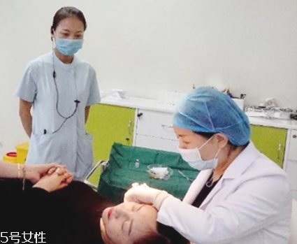 瘦臉針副作用多久出現(xiàn) 瘦臉針的過(guò)程 瘦臉針副作用多久出現(xiàn) 瘦臉針的過(guò)程