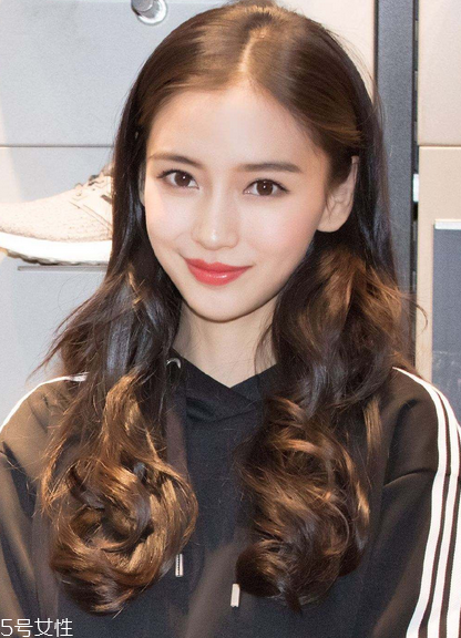 燙發(fā)每天必須打理嗎？燙發(fā)簡易打理方法