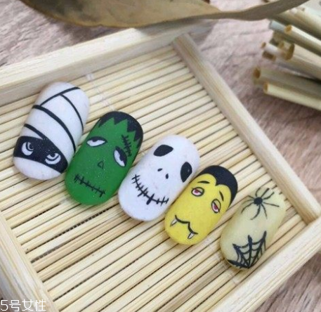 萬(wàn)圣節(jié)女巫美甲教程 零基礎(chǔ)也可以畫(huà)很美